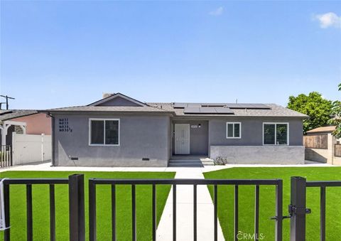 Photo of 14831 Nordhoff Street, Panorama City, CA 91402 (MLS # SR26121338)