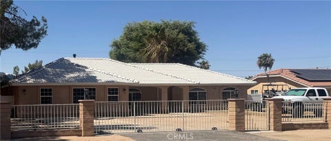 Photo of 14800 Maricopa RD, Victorville, CA 92392 (MLS # HD26138814)
