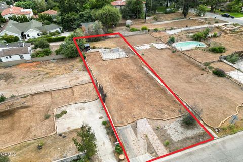 Photo of 1370 E Calaveras Street, Altadena, CA 91001 (MLS # P1-24244) Photo of 1370 E Calaveras Street, Altadena, CA 91001 (MLS # P1-24244)