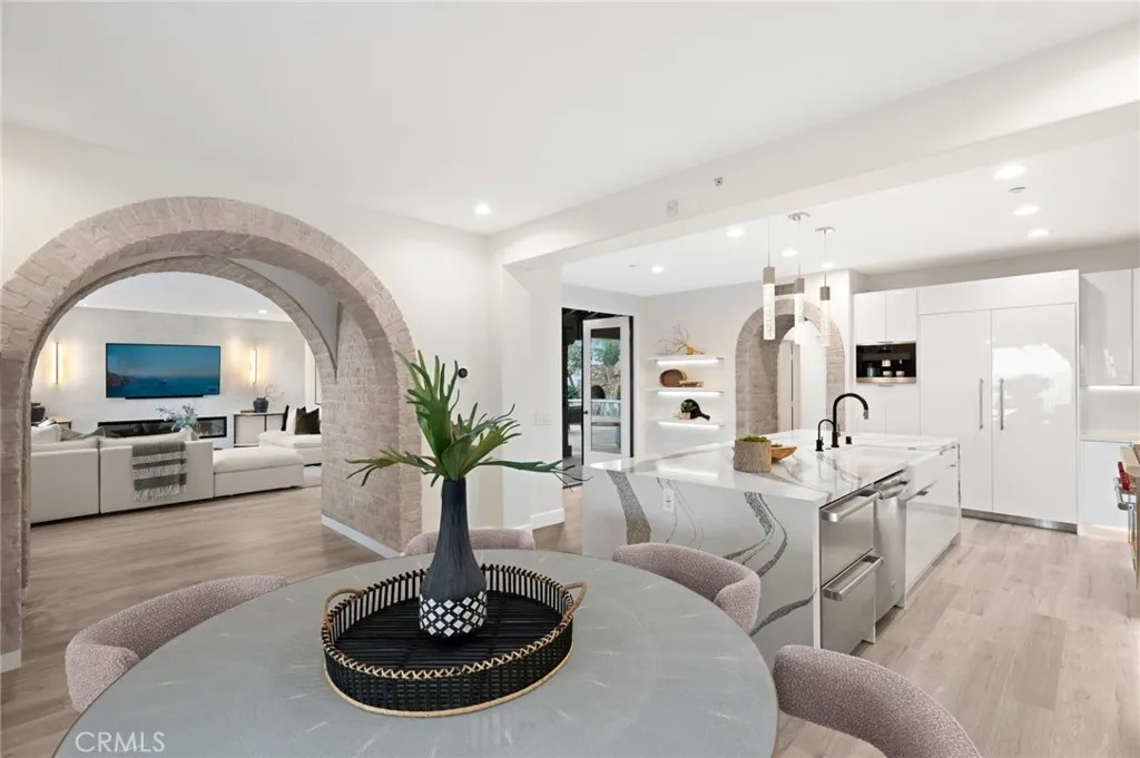 Newport Coast, California 92657, United States, 5 Bedrooms Bedrooms, ,5 BathroomsBathrooms,Residential,Active,220328