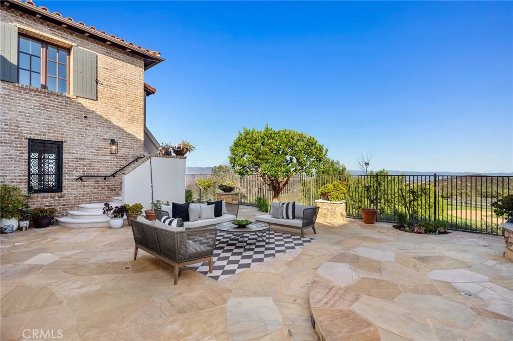 Newport Coast, California 92657, United States, 5 Bedrooms Bedrooms, ,5 BathroomsBathrooms,Residential,Active,220328