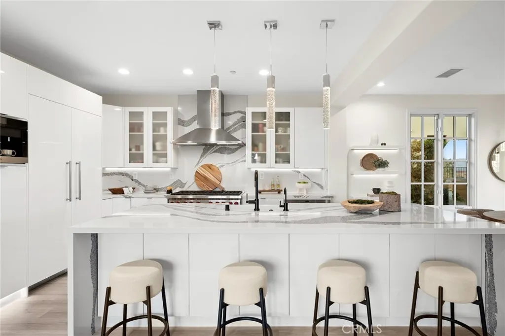 Newport Coast, California 92657, United States, 5 Bedrooms Bedrooms, ,5 BathroomsBathrooms,Residential,Active,220328