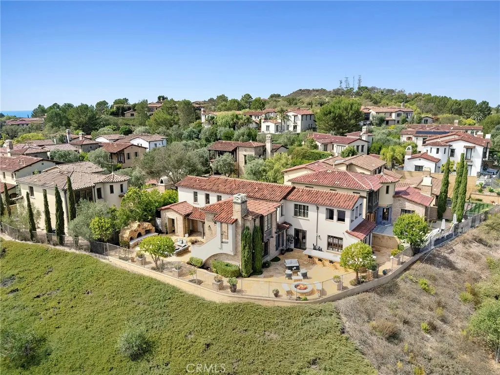 Newport Coast, California 92657, United States, 5 Bedrooms Bedrooms, ,5 BathroomsBathrooms,Residential,Active,220328