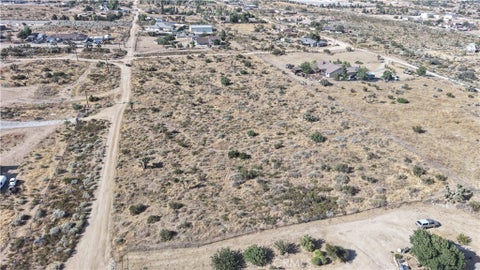 Photo of 111 sundown, Phelan, CA 92371 (MLS # HD26199952)