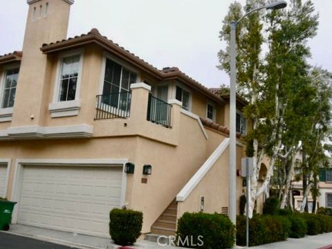 Photo of 3300 Ladrillo Aisle, Irvine, CA 92606 (MLS # OC26081150)