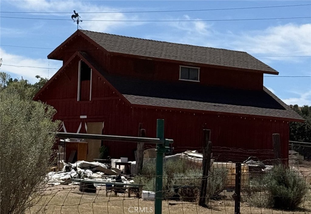 5037 Honeyhill