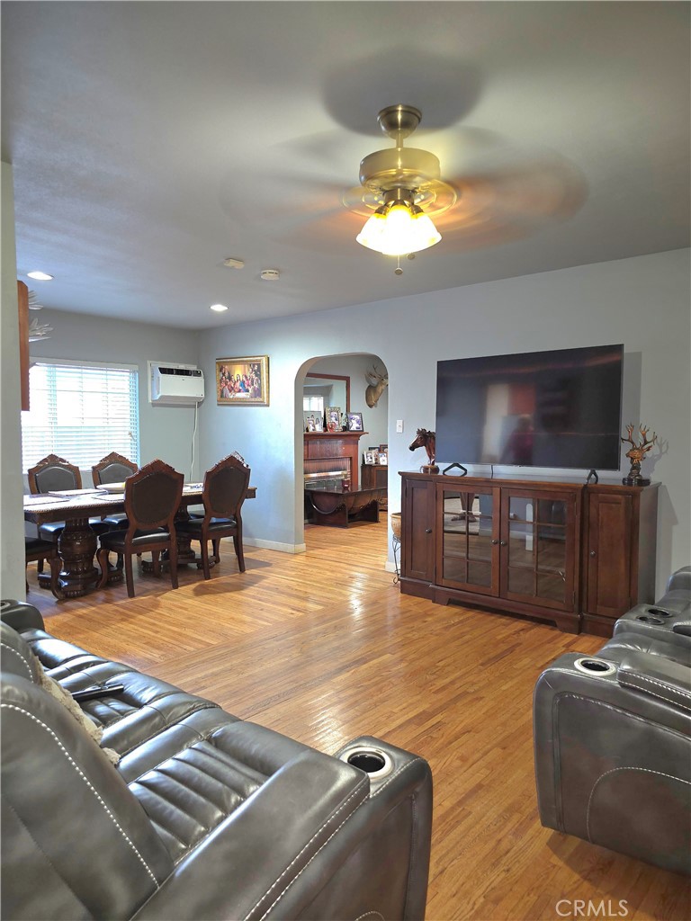 14023 Hubbard Street
