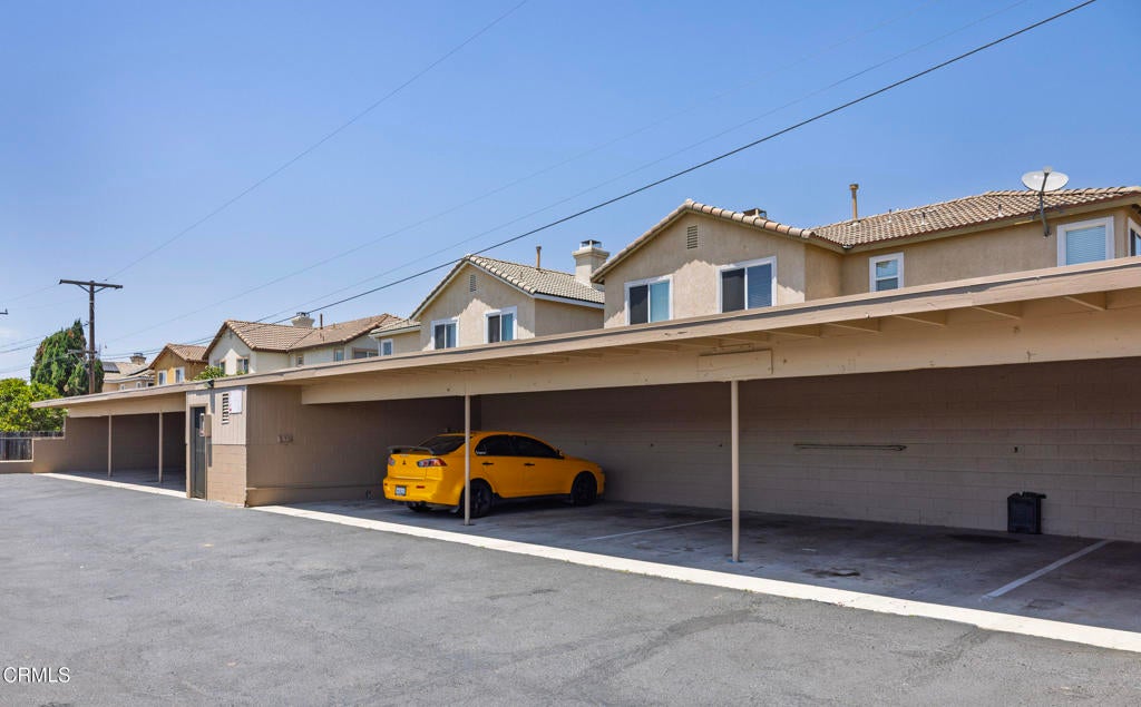 1525 W 9th Street