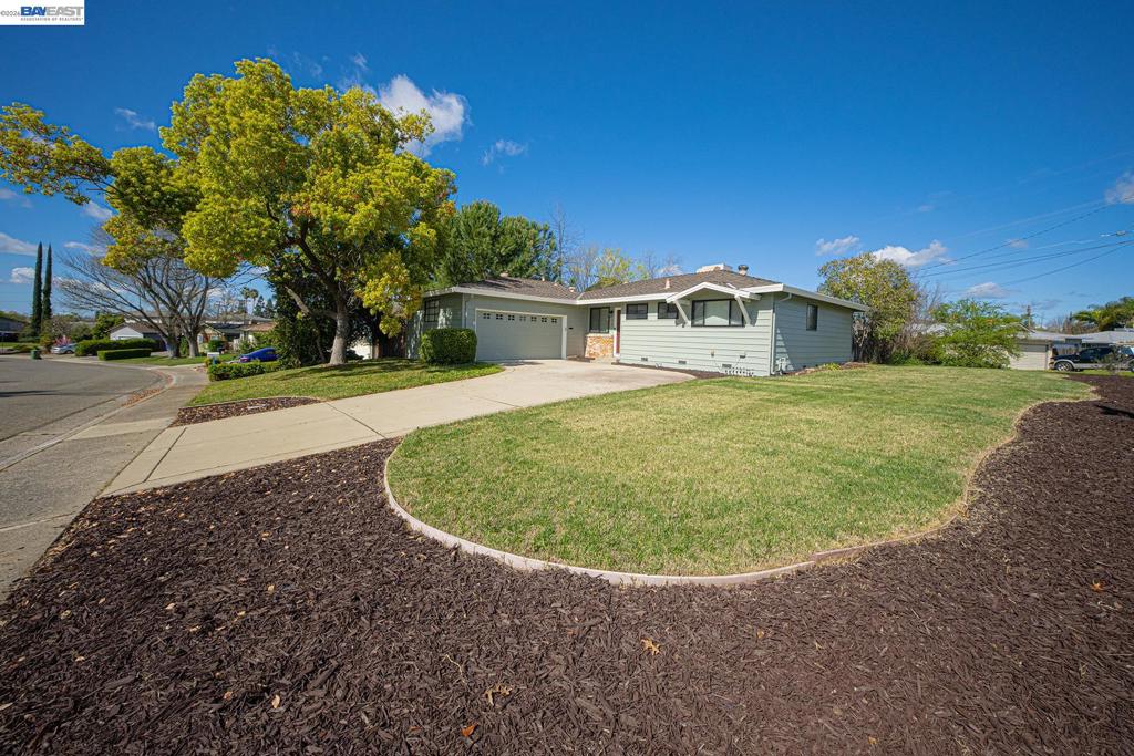 141 141 McKiernan Drive