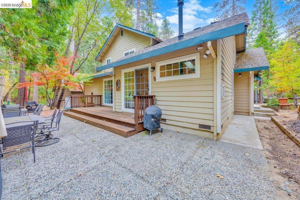 22499 Fireside Dr