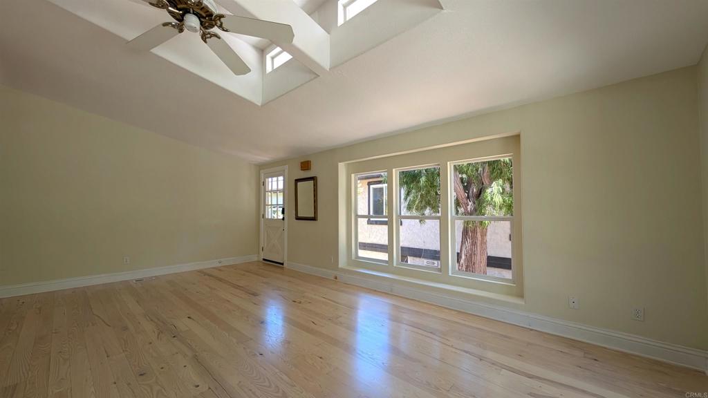 5447 Don Luis Drive