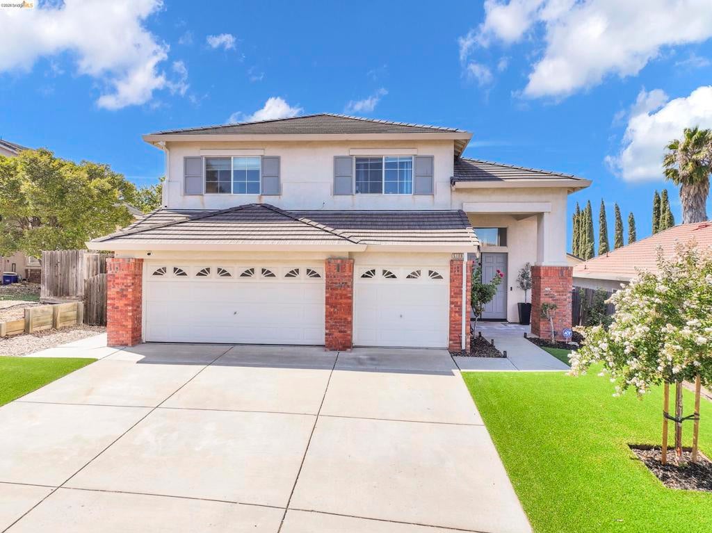 5108 Adriana Ct