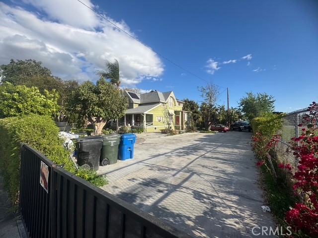 850 E Columbia Avenue