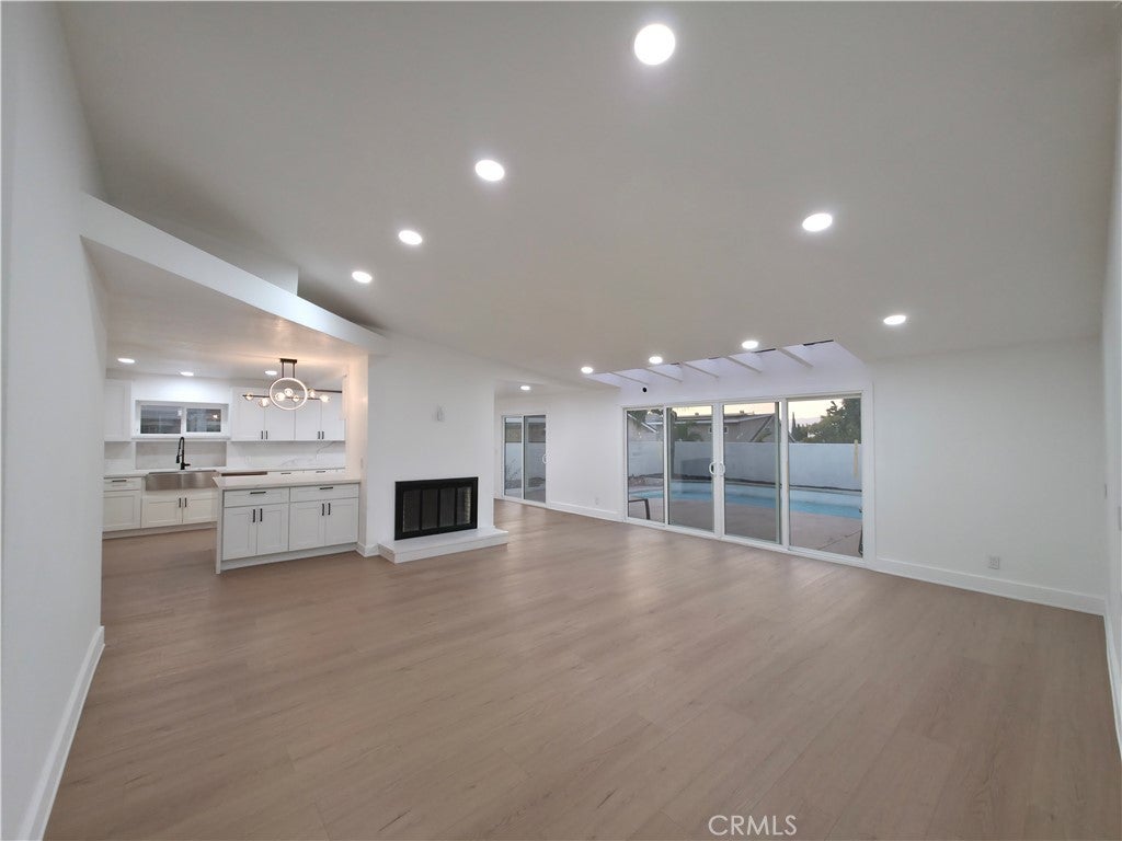 115 W Rancho Rd.