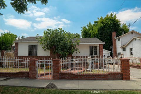 Photo of 3654 E Marcelle ST, Compton, CA 90221 (MLS # DW26149891)