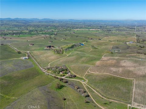 Tiny photo for 5010 Gate 4 Rd. Rd, Paso Robles, CA 93446 (MLS # SC25117762)