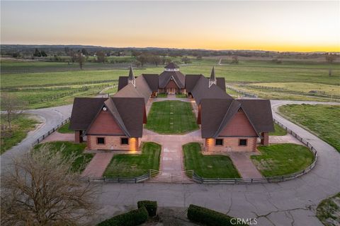 Tiny photo for 5010 Gate 4 Rd. Rd, Paso Robles, CA 93446 (MLS # SC25117762)