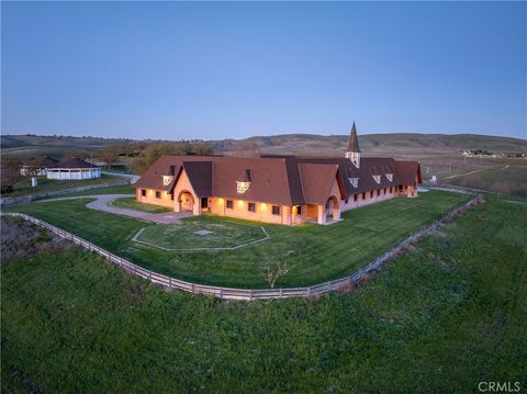 Tiny photo for 5010 Gate 4 Rd. Rd, Paso Robles, CA 93446 (MLS # SC25117762)