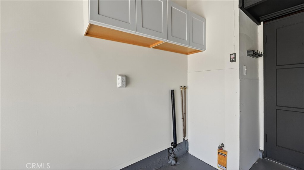 Via Valencia (VIAV) - Residential