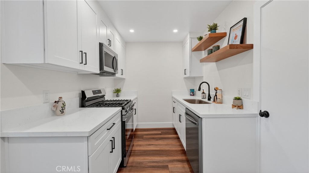 Via Valencia (VIAV) - Residential