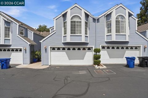 Photo of 5209 Arden Way WAY, Carmichael, CA 95608 (MLS # 41136680)