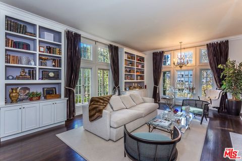 Photo of 10335 Wilshire Boulevard, Los Angeles, CA 90024 (MLS # 25630425)