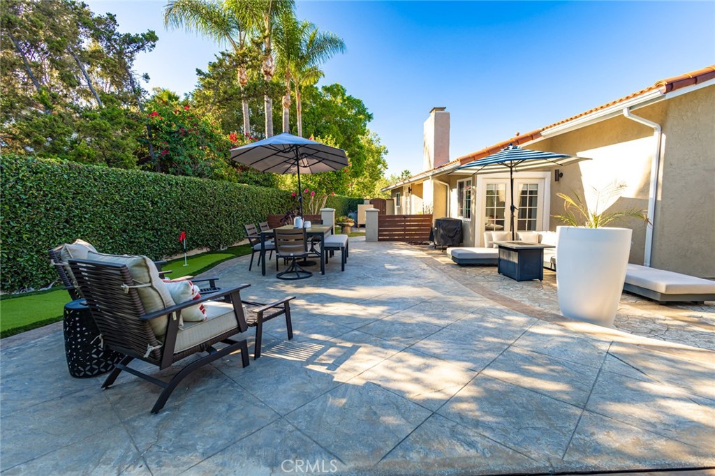 25065 Sunset Place W