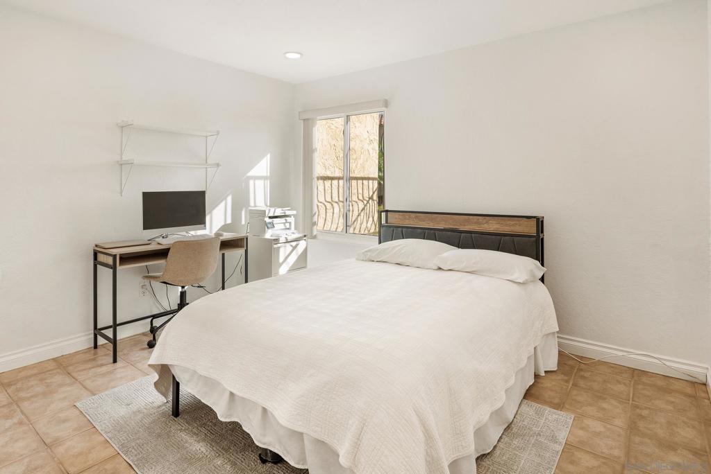 Del Cerro - Residential