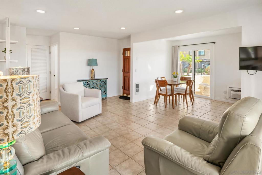 Del Cerro - Residential