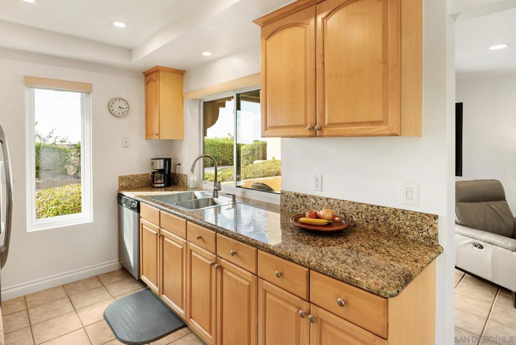 Del Cerro - Residential