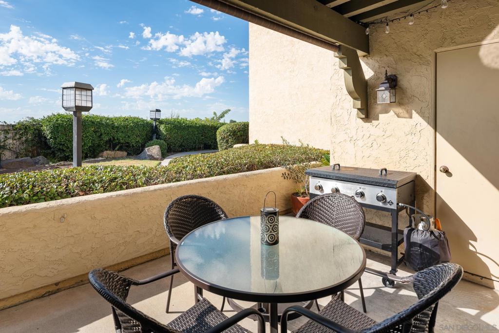 Del Cerro - Residential