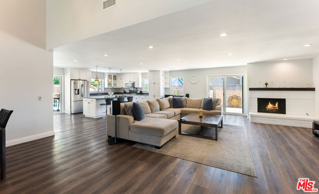 7724 Justin Court