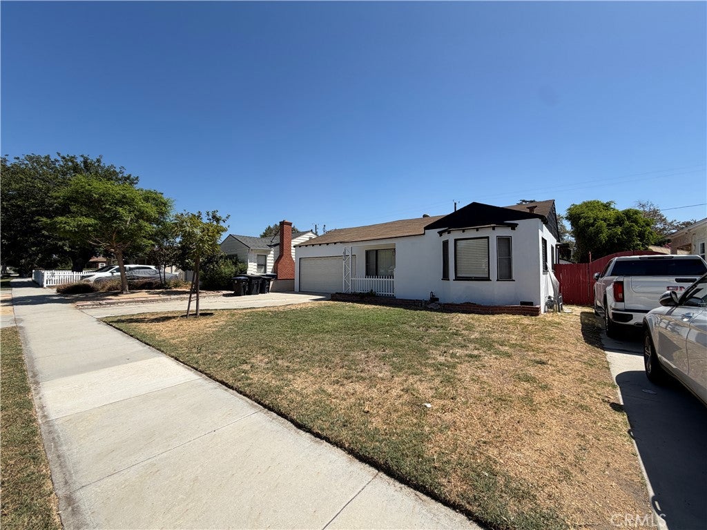 636 N Lamer Street, Burbank CA 91506