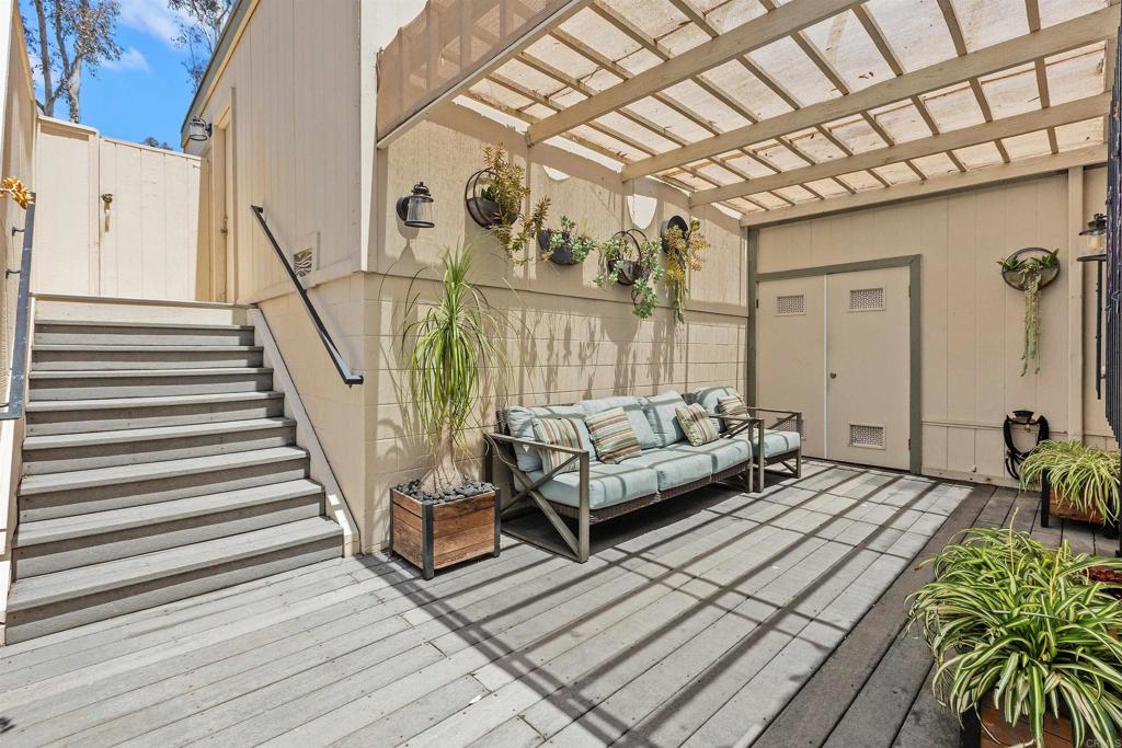 10363 Caminito Covewood