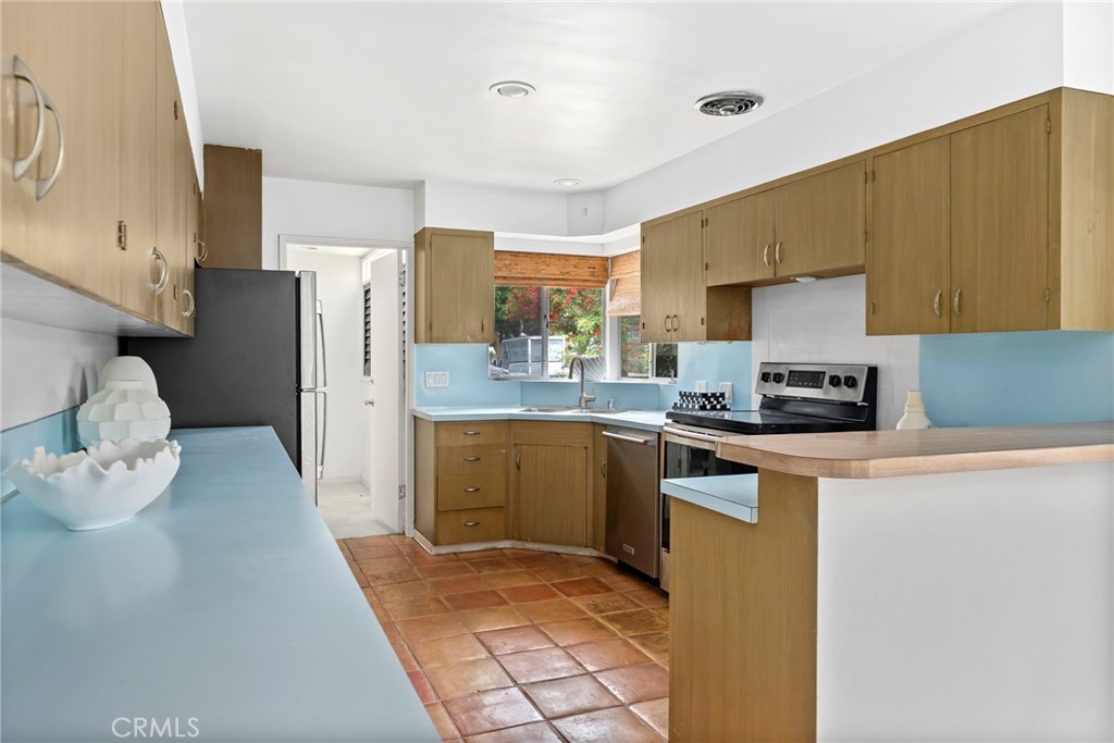 Shore Cliffs (SHOR) - Residential