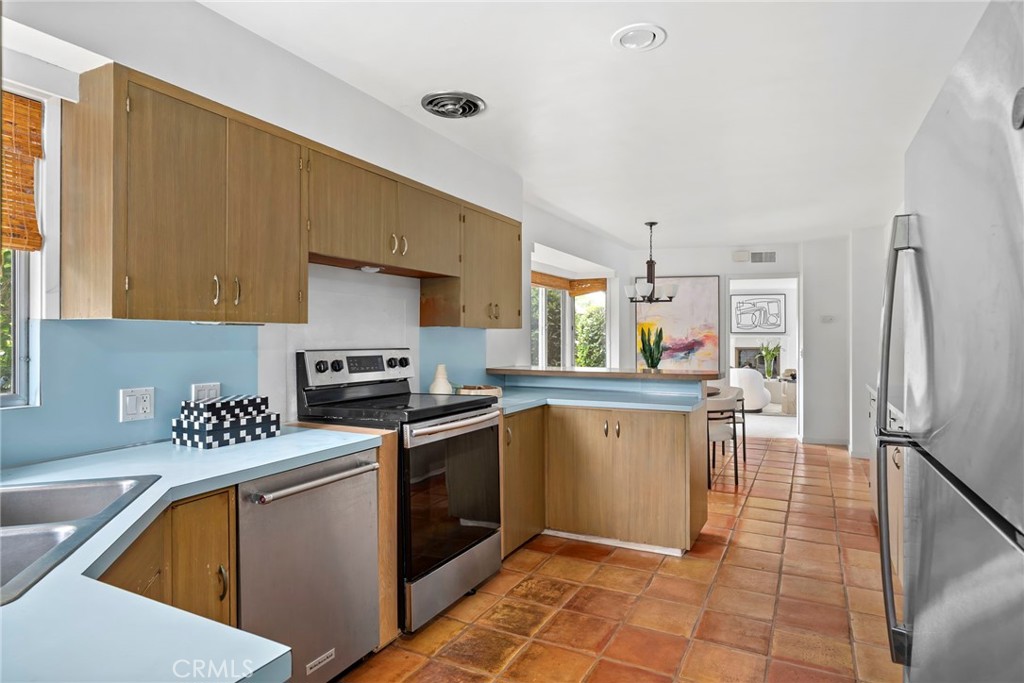 Shore Cliffs (SHOR) - Residential