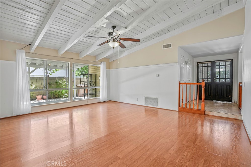 170 S Barbara Way