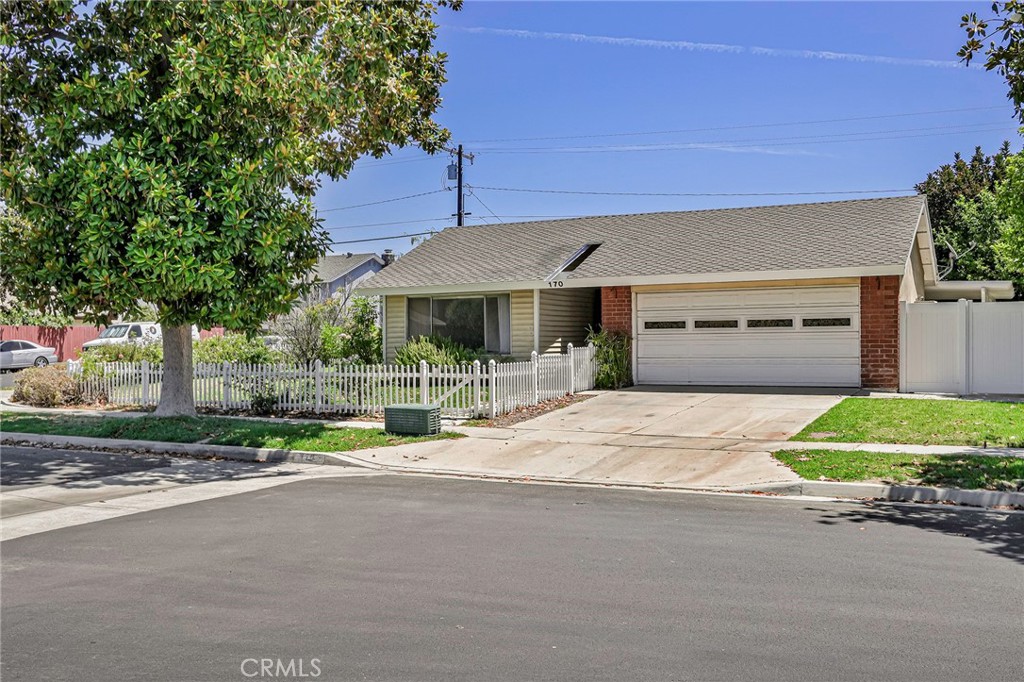170 S Barbara Way