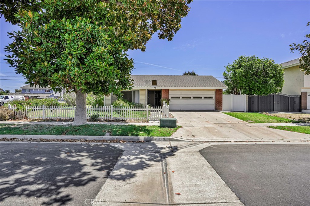 170 S Barbara Way