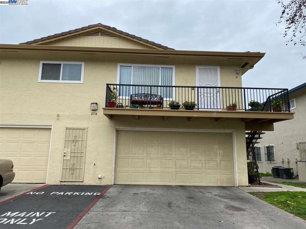 Nice and clean townhome with 2 bedrooms and 1 bath upstairs. kitchen opens to able eating area and living room, freshly painted, newer carpets. Includes fridge, new stove and new dishwasher. 1 enclosed garage space and one storage enclosure. On site laundry for tenants. Security patrolled community. Rent includes HOA pool, water, garbage, sewer, security guards, and security gates. Section 8 ok.
