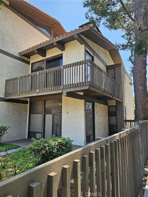 9201 Marina Pacifica Dr, Long Beach, CA 90803 - MLS#: OC25229082