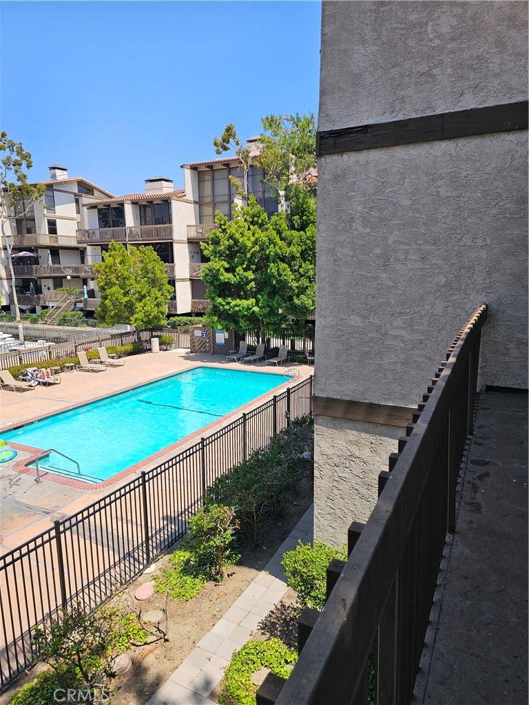 9201 Marina Pacifica