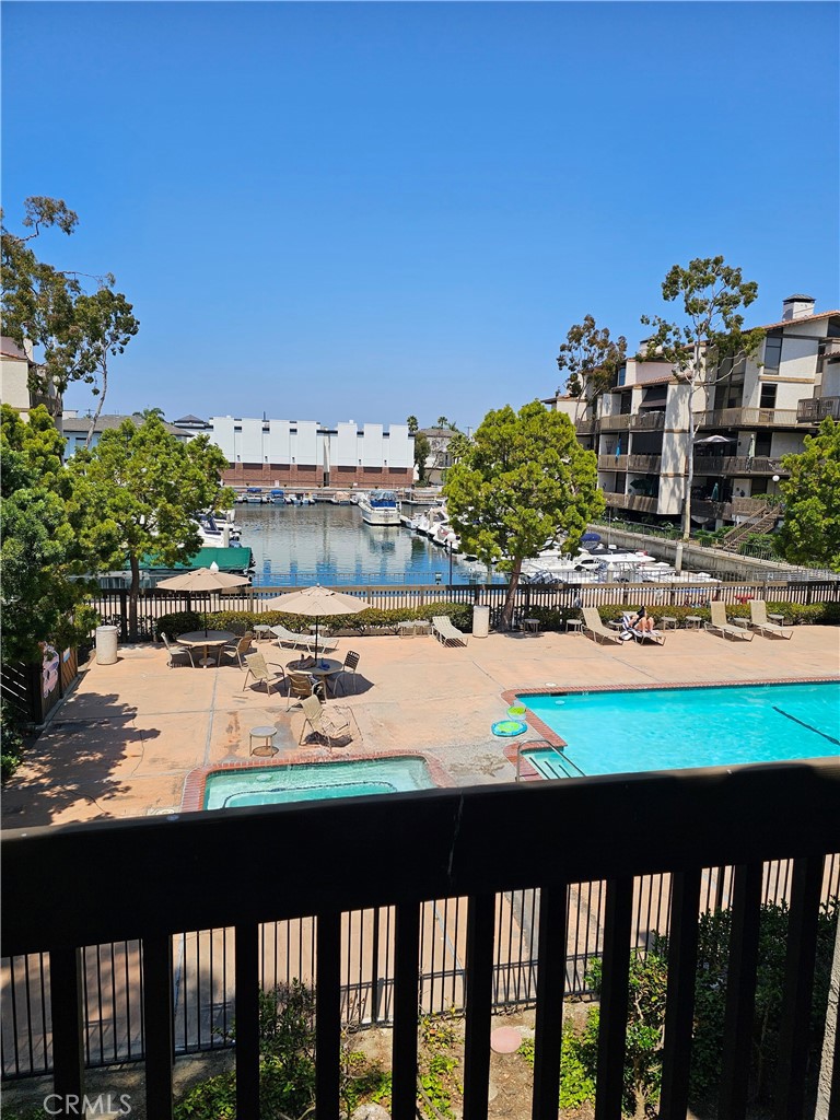 9201 Marina Pacifica