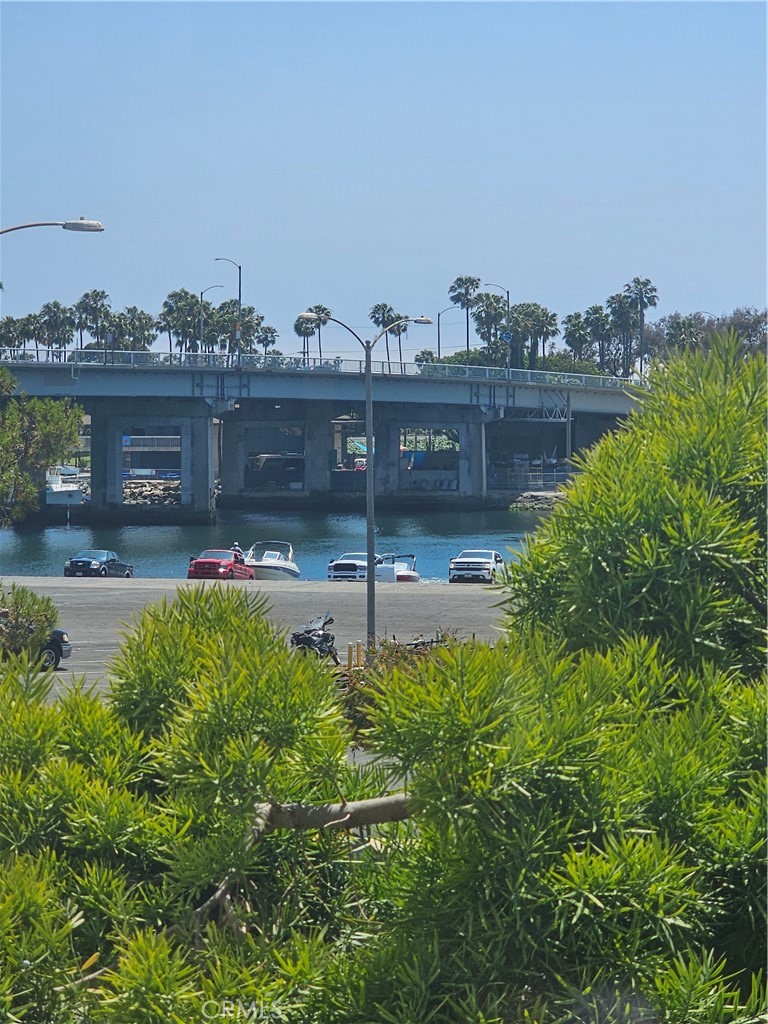 9201 Marina Pacifica