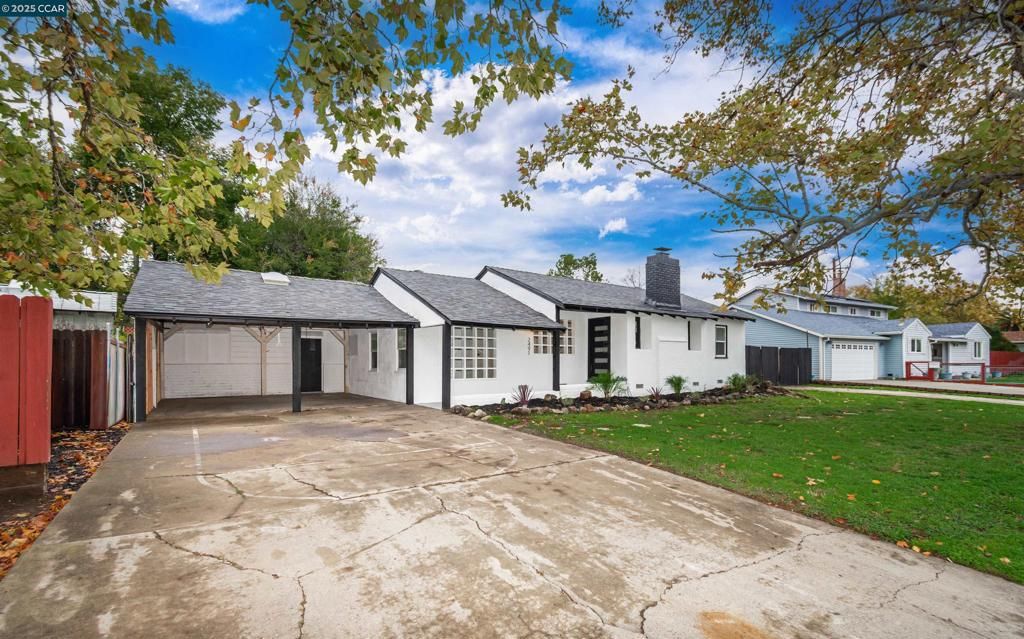 Photo of 2491 Carlsbad Ave Ave, Sacramento, CA 95821 (MLS # 41117706)