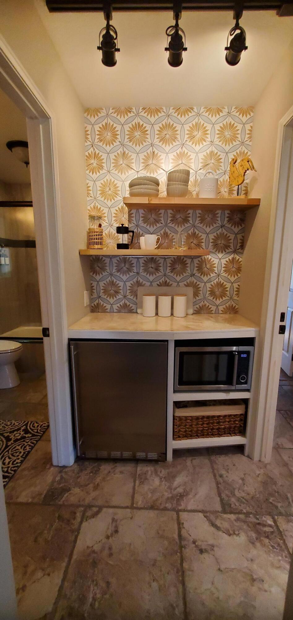 Indian Palms - Residential Lease