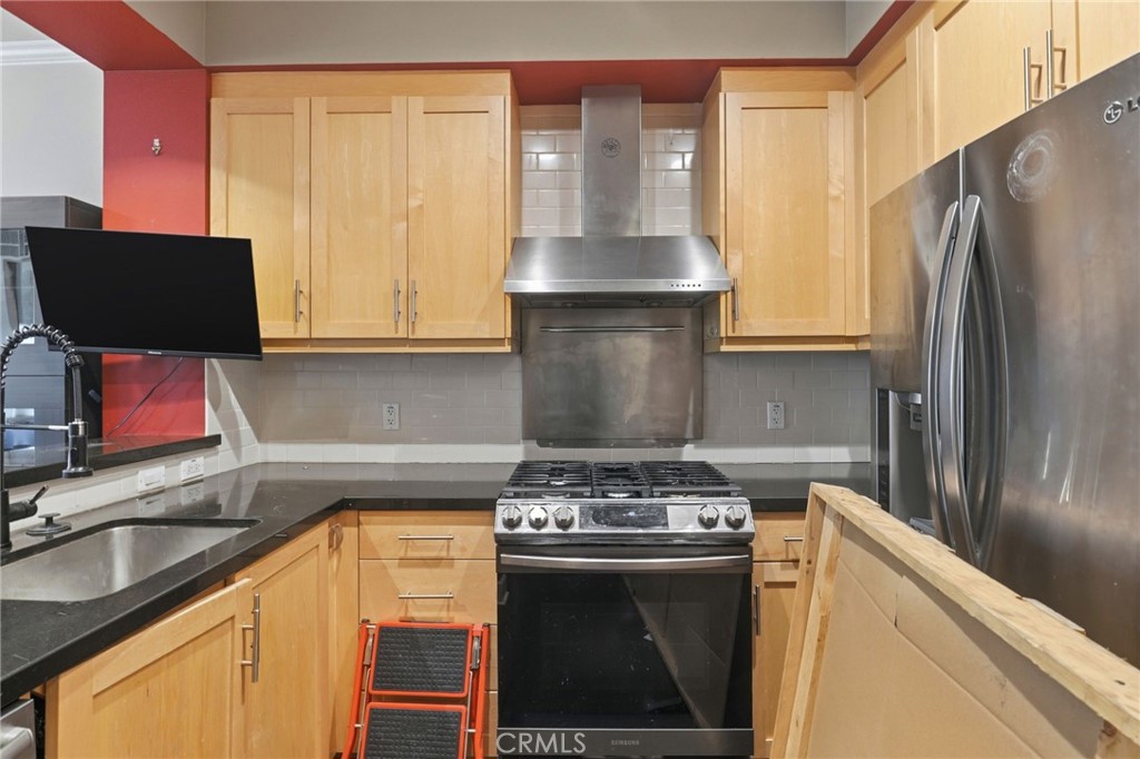1001 Laurel Street 316