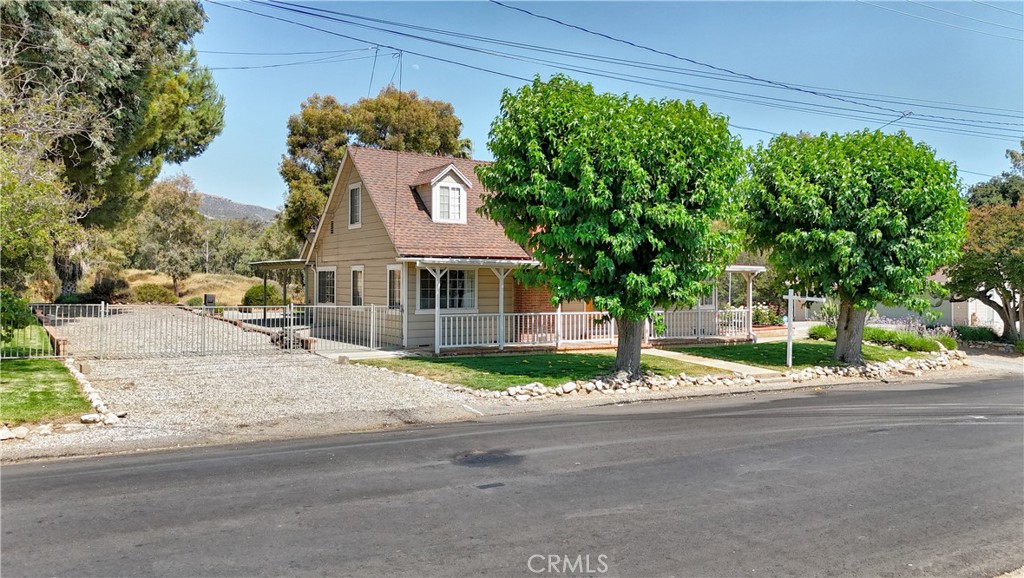 1023 Fremont Street