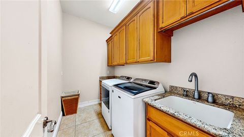 Tiny photo for 21160 Second Ave Ave, Stevinson, CA 95374 (MLS # MC26049982)