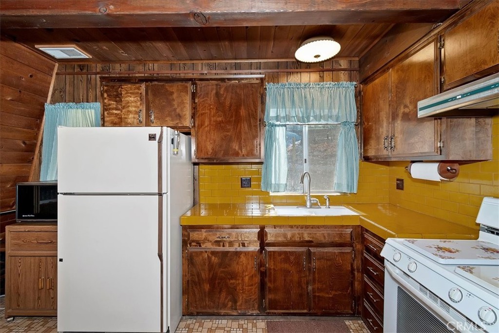 Arrowhead Villas (AWHV) - Residential